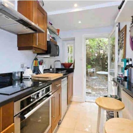 Beautiful 2 Bed/ 2 Bath Notting Hill Garden Flat Apartment ลอนดอน ภายนอก รูปภาพ