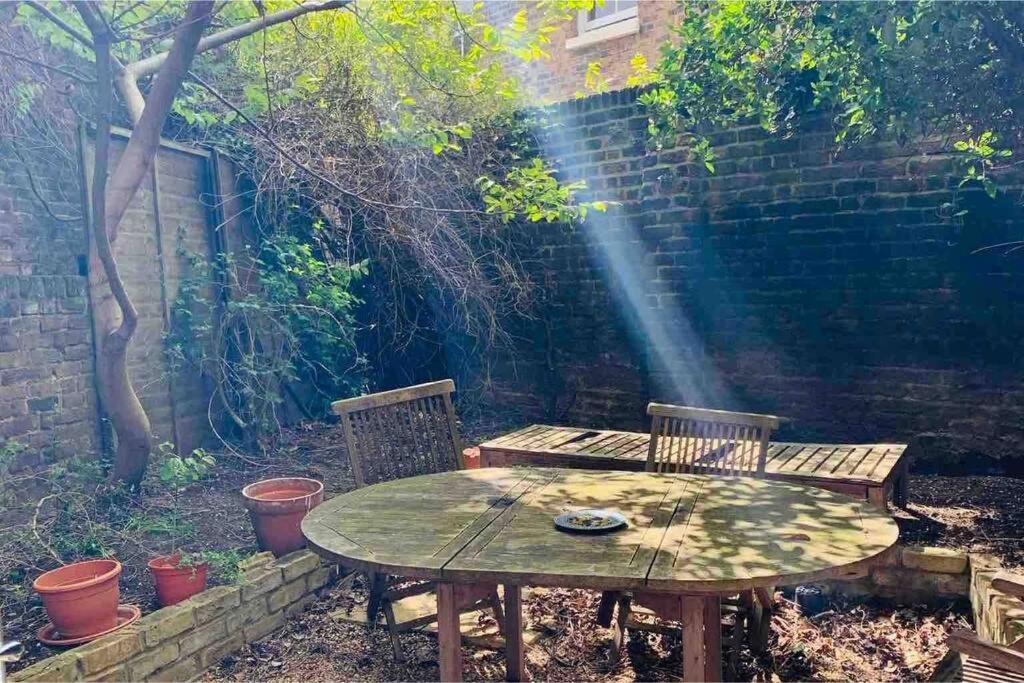 Beautiful 2 Bed/ 2 Bath Notting Hill Garden Flat Apartment ลอนดอน ภายนอก รูปภาพ
