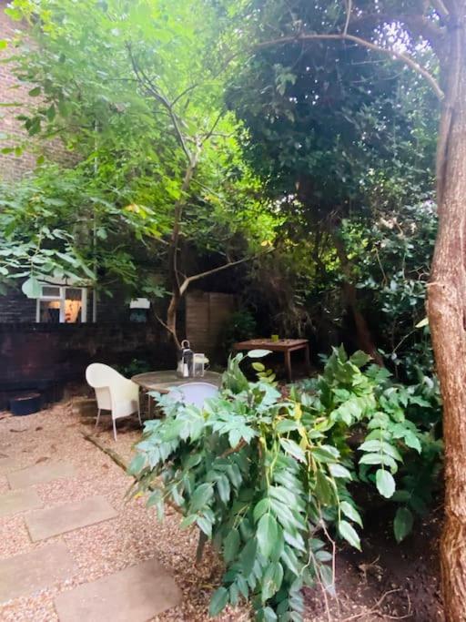 Beautiful 2 Bed/ 2 Bath Notting Hill Garden Flat Apartment ลอนดอน ภายนอก รูปภาพ