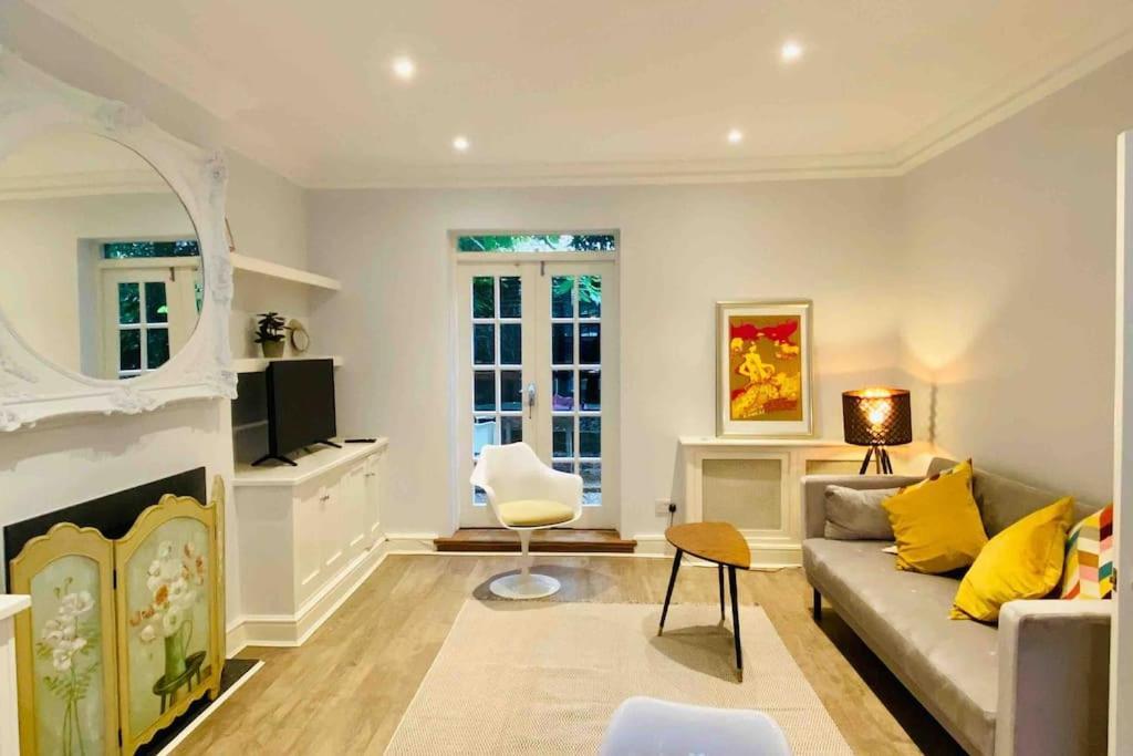 Beautiful 2 Bed/ 2 Bath Notting Hill Garden Flat Apartment ลอนดอน ภายนอก รูปภาพ