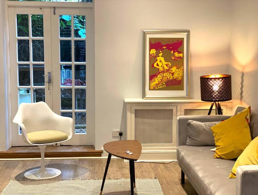 Beautiful 2 Bed/ 2 Bath Notting Hill Garden Flat Apartment ลอนดอน ภายนอก รูปภาพ